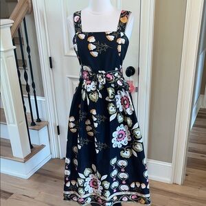 Avara Maxine Dress Maxi Black Floral New Belted